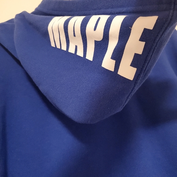 NHL Maple Leafs Hoodie - Picture 6 of 8